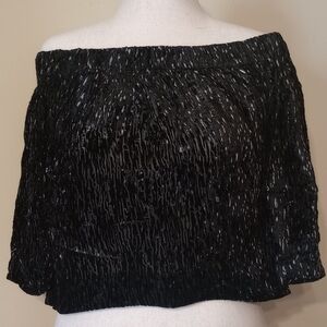 H&M Black Textured Off-Shoulder Crop Top